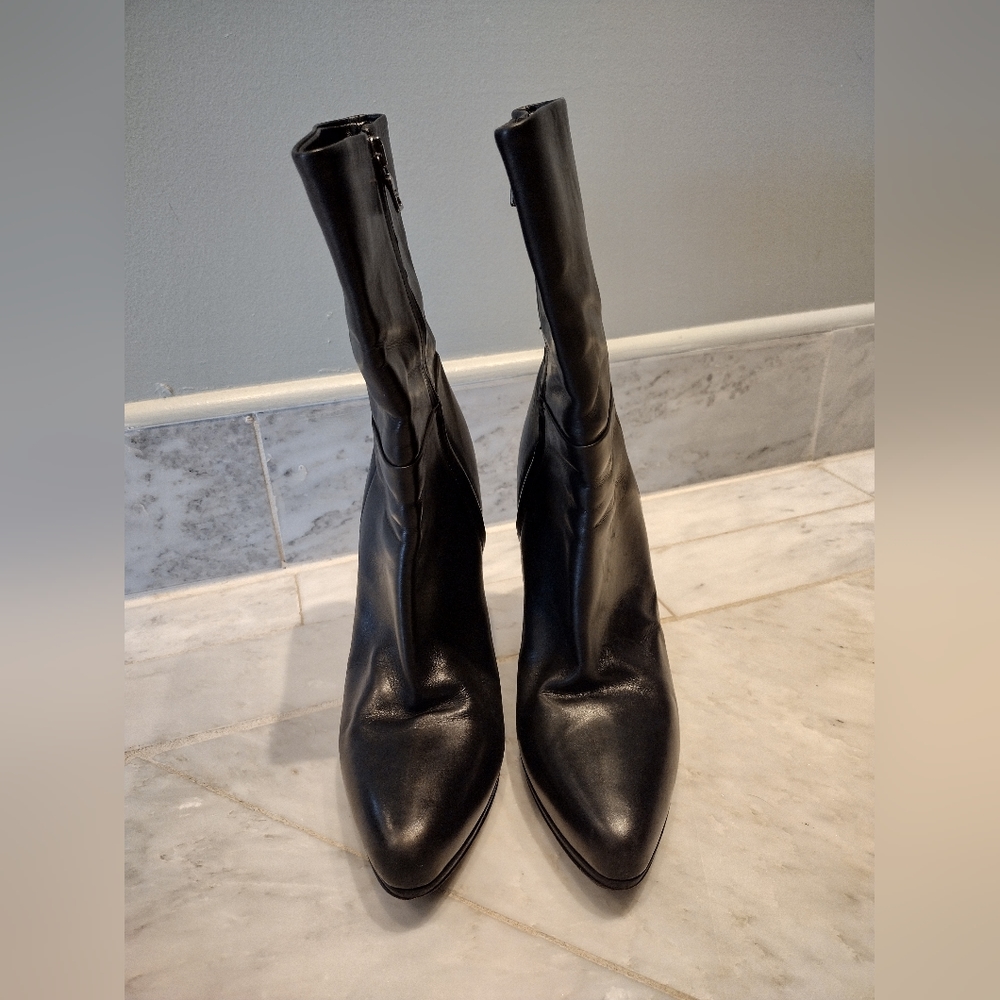 Black Prada boots - Picture 3 of 9